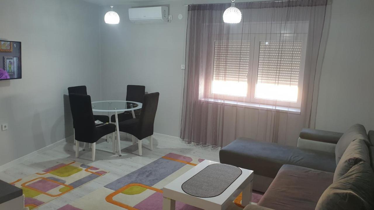 Apartment stan na dan Nis 1 Bagian luar foto